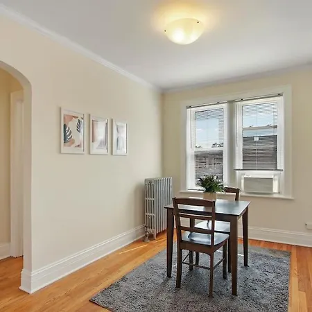 Ideal, Spacious & Furnished 1Br Apartment - Cullom C2