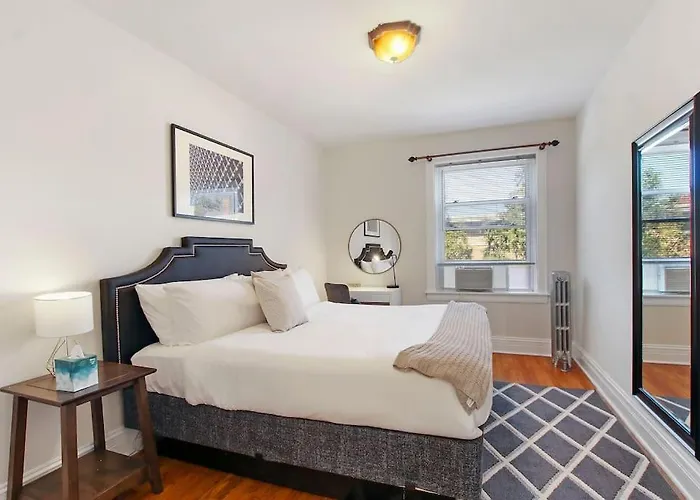 Ideal, Spacious & Furnished 1br - Cullom C2 * Chicago